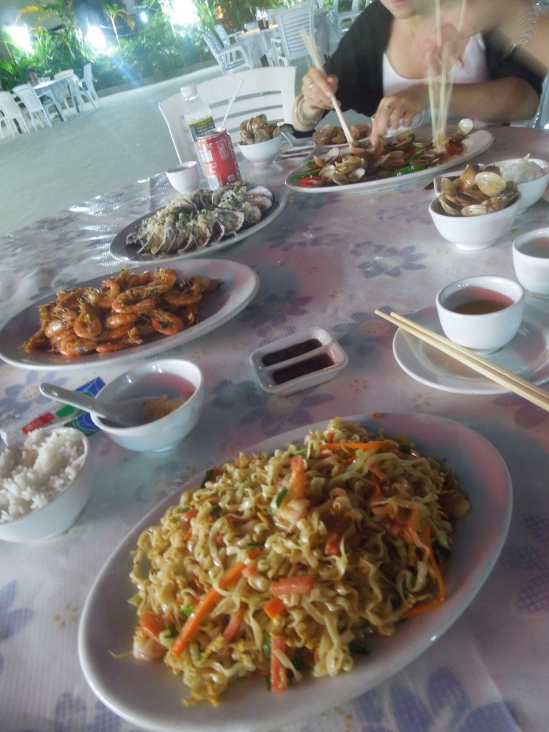 Repas à Wanning, Hainan, Chine