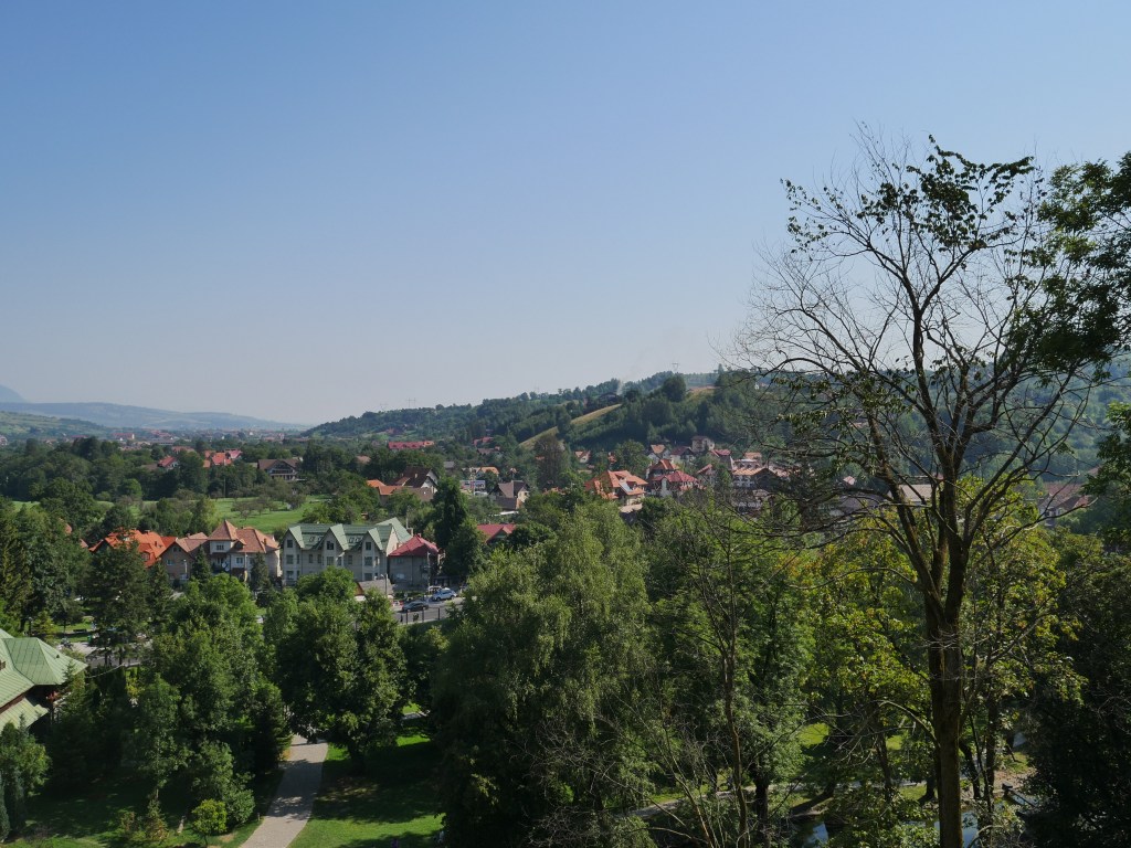 Vue sur les alentours du Château de Bran