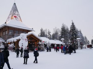 Laponie - Village du Père Noël bonhomme de neige