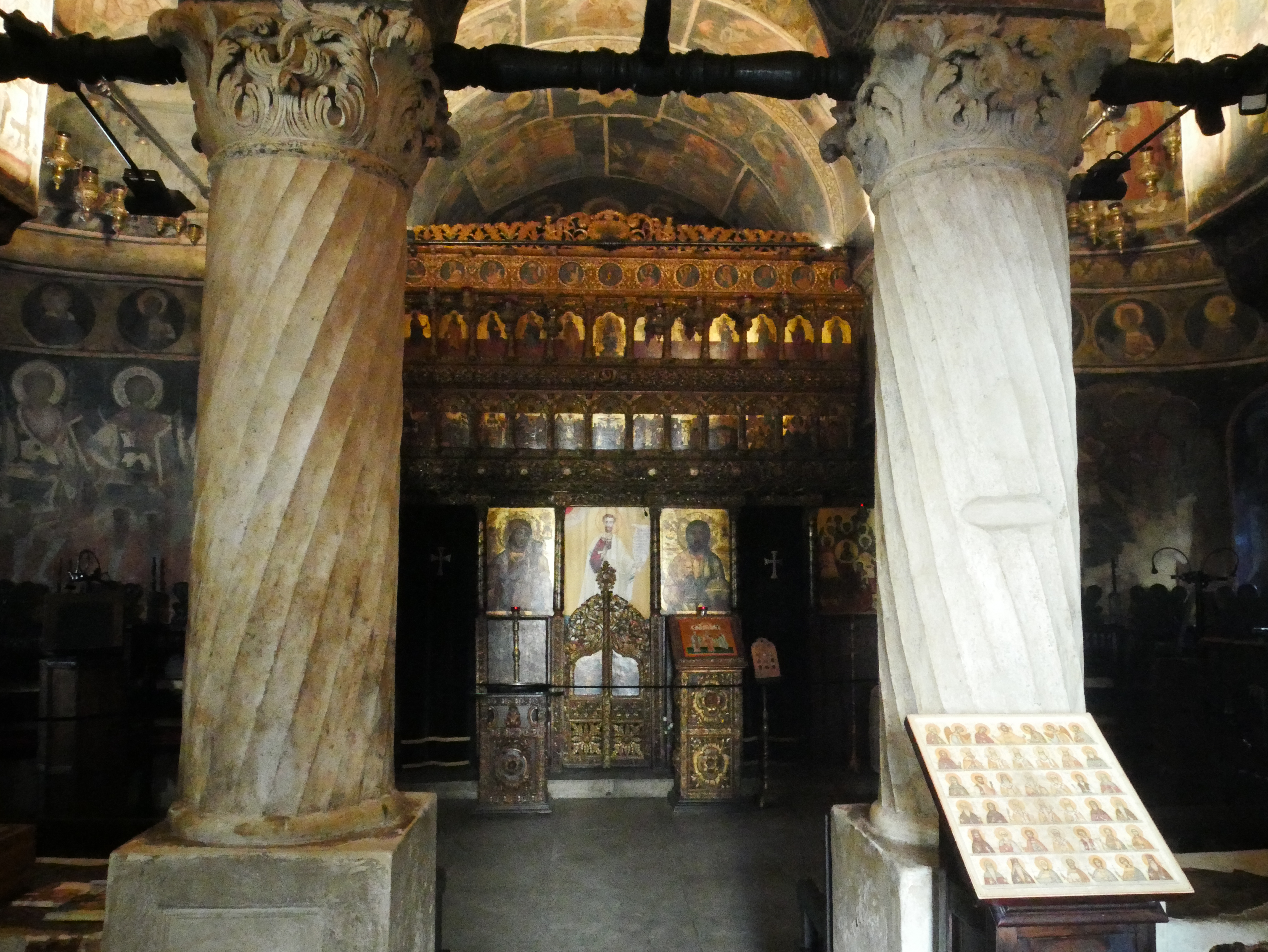 Bucarest - Eglise Stavropoleos