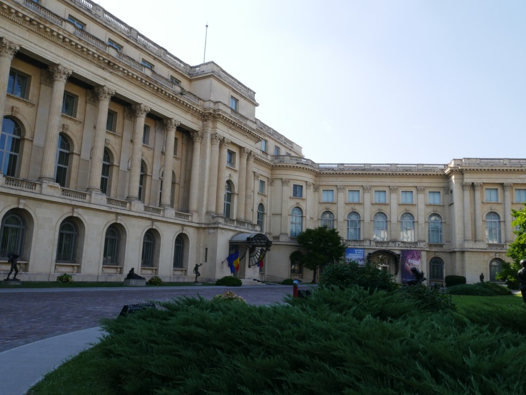 Bucarest - Musée National d'Arts de Roumanie