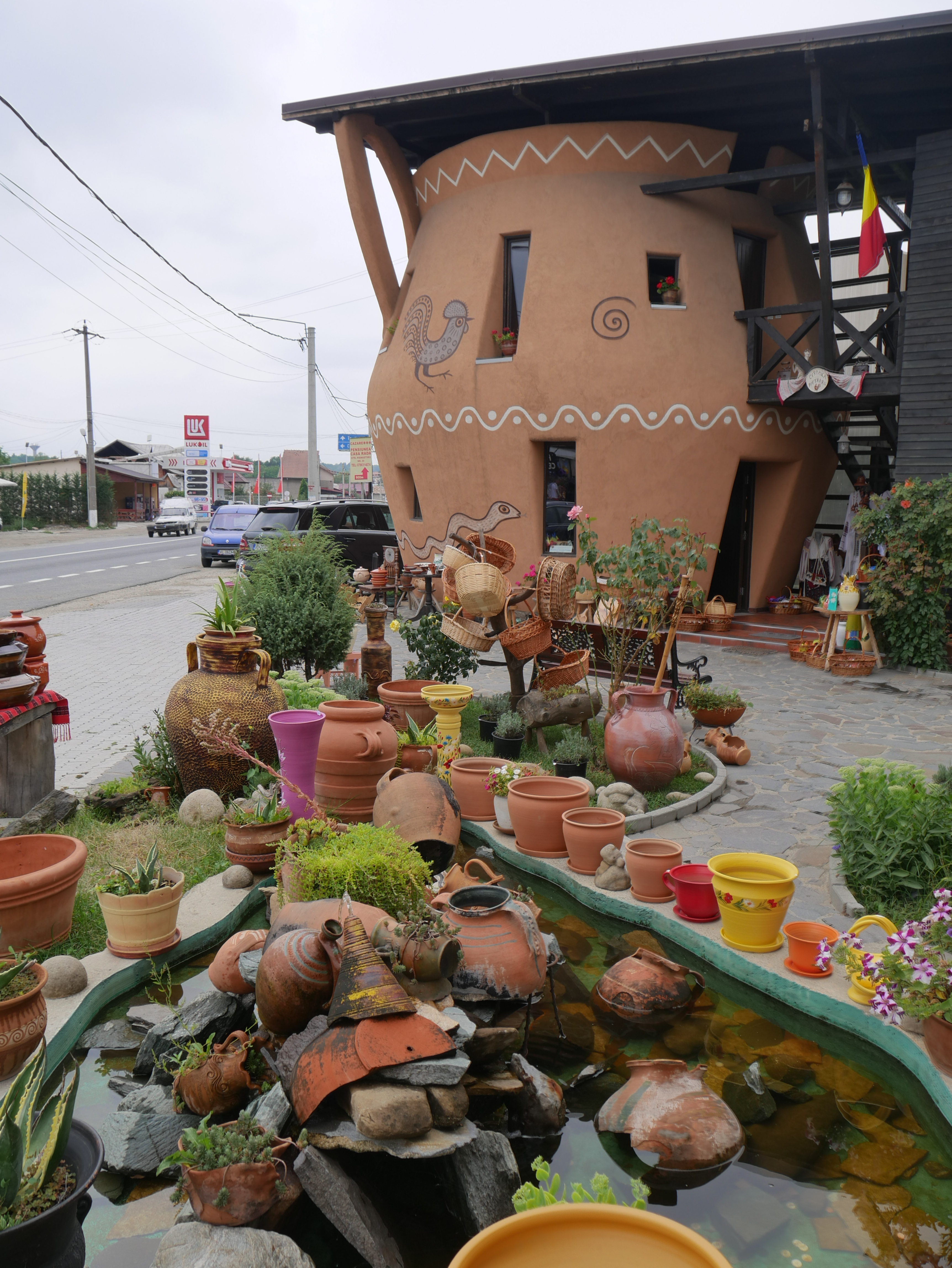 La boutique Ceramica Pietraru attire l’œil !